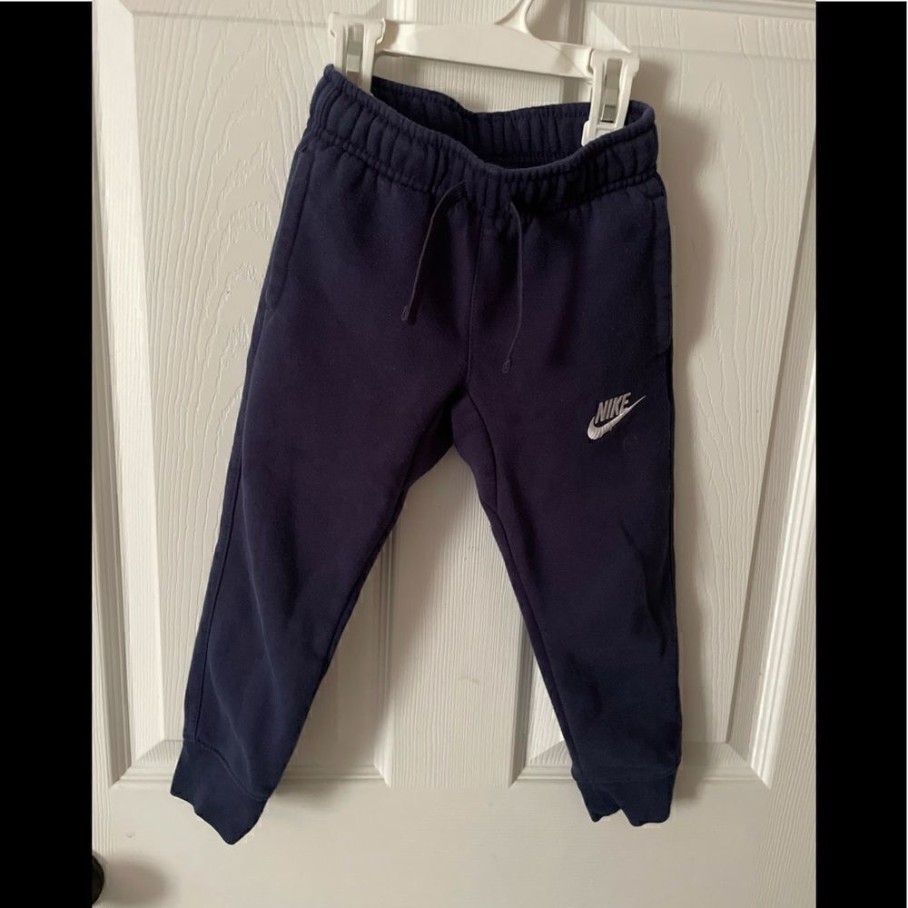Nike boys joggers  navy sweatpants youth XS